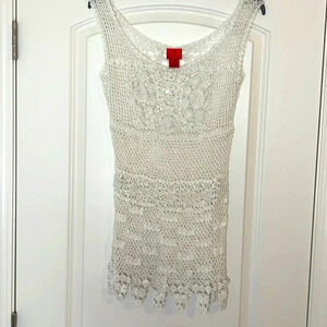 V Cristina Crocheted Woman's Sleeveless Top Size M